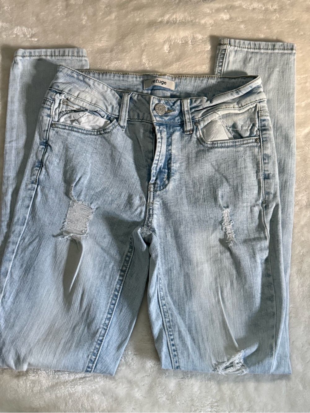 refuge Light Wash Distressed Skinny Jeans - Light Blue